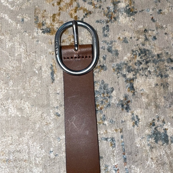 Brown Levi’s belt - Picture 2 of 3